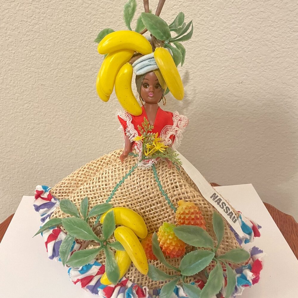 Rare Beautiful Vintage 1970's Nassau Bahamian 10" Doll, Bananas and Fruit Decor